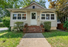27 Tuscan St, Maplewood Twp., *, 2 Bedrooms Bedrooms, 5 Rooms Rooms,1 BathroomBathrooms,Residential,Tuscan St,5289152 27 Tuscan St, Maplewood Twp., *, 2 Bedrooms Bedrooms, 5 Rooms Rooms,1 BathroomBathrooms,Residential,Tuscan St,5289152