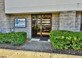 230 W Parkway, Unit 8, Pequannock Twp., *, ,Commercial,For Sale,W Parkway, Unit 8,5396788