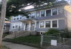 24 Welland Ave, Irvington Twp., *, 2 Bedrooms Bedrooms, 5 Rooms Rooms,1 BathroomBathrooms,Rental,For Sale,Welland Ave,5286830