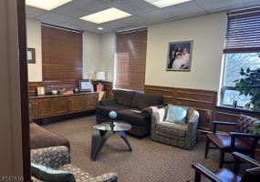 700 N Broad St, Elizabeth City, *, ,Commercial,For Sale,700,N Broad St,5288094