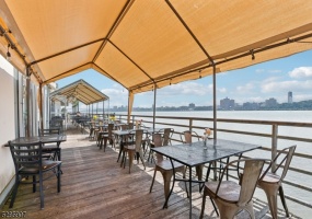 725 River Rd, Edgewater Boro, ,Business,For Sale,River Rd,5295907 725 River Rd, Edgewater Boro, ,Business,For Sale,River Rd,5295907