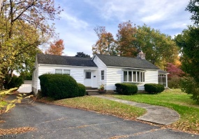 21 Glen Rd, Sparta Twp., *, 2 Bedrooms Bedrooms, 5 Rooms Rooms,1.1 BathroomsBathrooms,Residential,Glen Rd,5167972