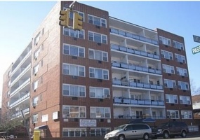 80 Passaic Ave, Passaic City, *, 4 Rooms Rooms,1 BathroomBathrooms,Rental,For Sale,Passaic Ave,3,5325716