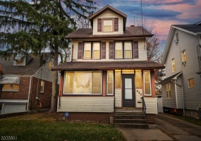 424 E 4th Ave, Roselle Boro, *, 4 Bedrooms Bedrooms, 7 Rooms Rooms,1.1 BathroomsBathrooms,Residential,E 4th Ave,5325801