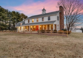 60 Perryville Rd, Union Twp., 5 Bedrooms Bedrooms, 8 Rooms Rooms,4.1 BathroomsBathrooms,Residential,Perryville Rd,5231559