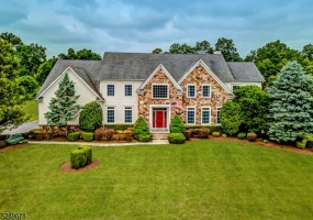 5 Morningside Ct, Raritan Twp., *, 5 Bedrooms Bedrooms, 12 Rooms Rooms,3.1 BathroomsBathrooms,Residential,Morningside Ct,5249671